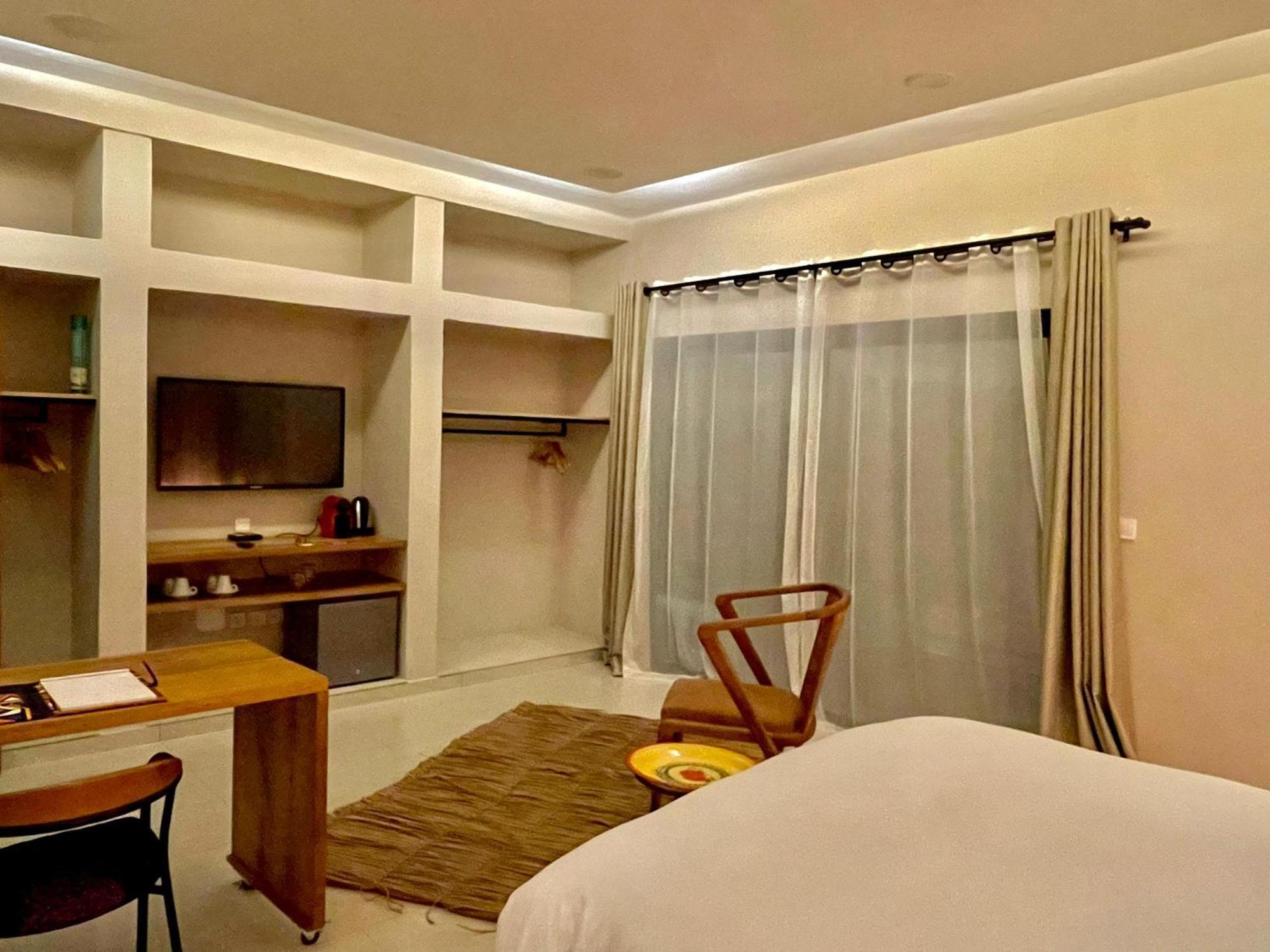 Le Kentia Hotel โลเม ภายนอก รูปภาพ