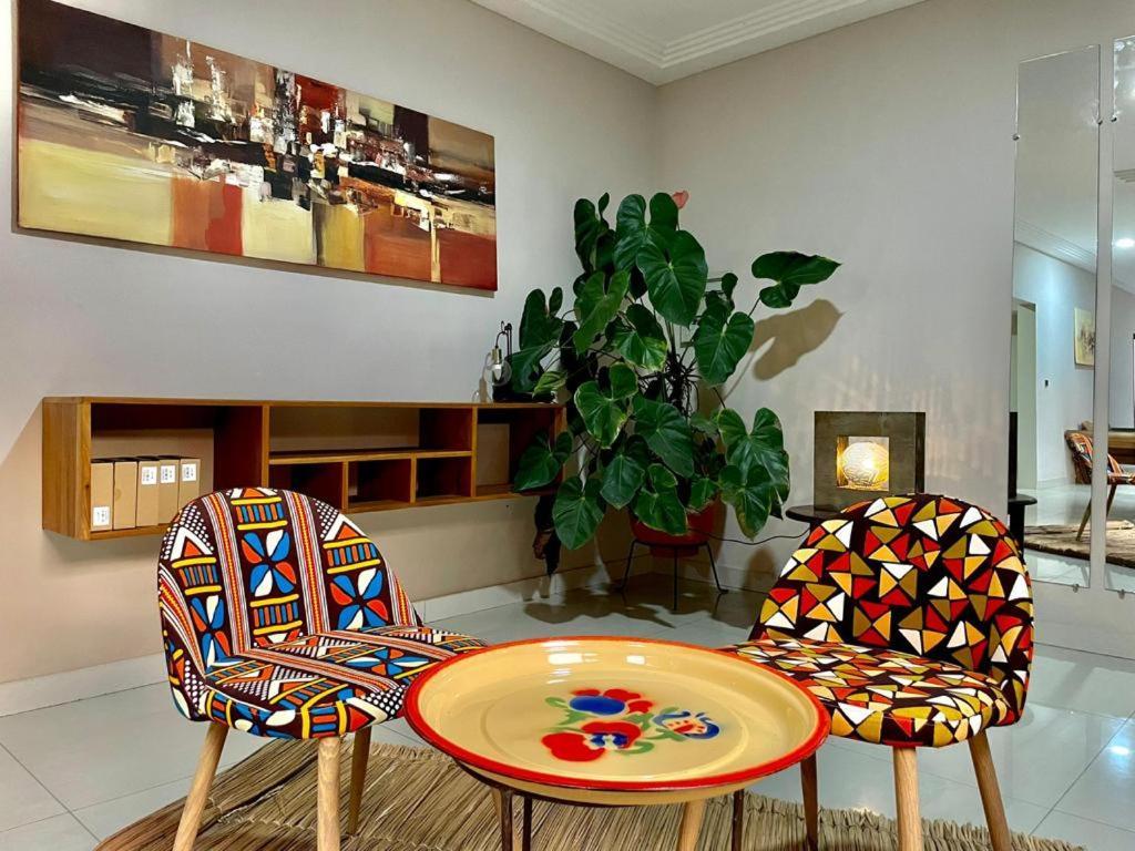 Le Kentia Hotel โลเม ภายนอก รูปภาพ