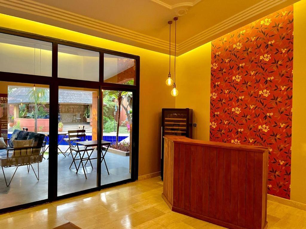 Le Kentia Hotel โลเม ภายนอก รูปภาพ